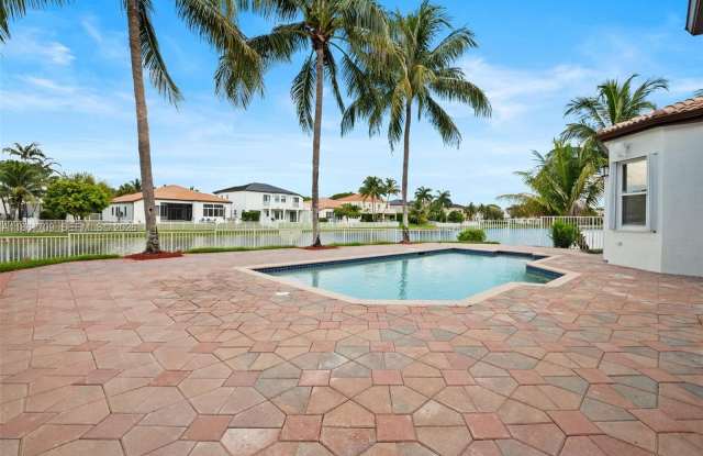 5168 SW 157th Ave photos photos