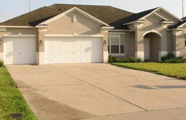 Spacious 4-Bedroom Pool Home with 3-Car Garage in Oakland! photos photos Spacious 4-Bedroom Pool Home with 3-Car Garage in Oakland! photos photos