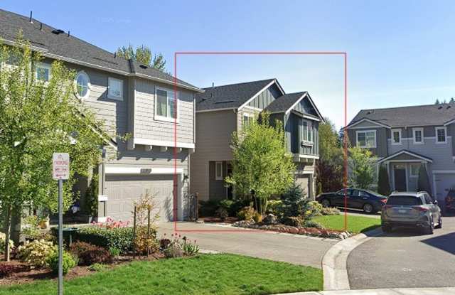 Contemporary 5 bedroom, 3120 sqft. home built in 2021 photos photos