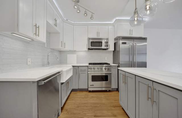 1000 North Lake Shore Drive photos photos