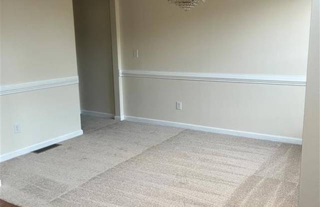 6074 Brookmere Lane Gallery 2