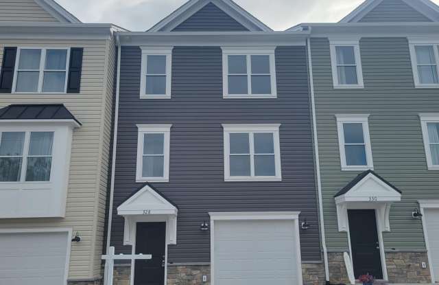 328 W 11TH Street - 328 West 11th Street, Front Royal, VA 22630