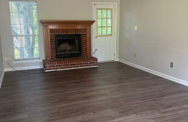 New For Rent in Grayson Valley! Gallery 3