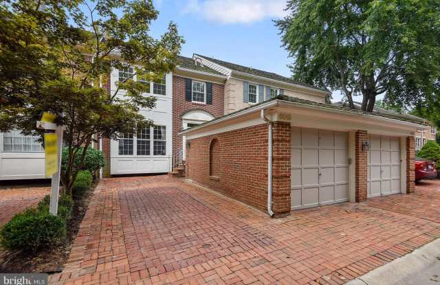8018 QUARRY RIDGE WAY - 8018 Quarry Ridge Way, Potomac, MD 20817