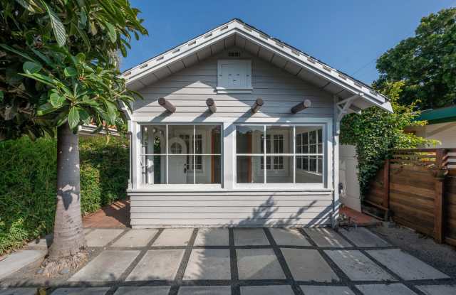 706 Marine Street - 1 Bedroom + Sudio Home - 706 Marine Street, Santa Monica, CA 90405