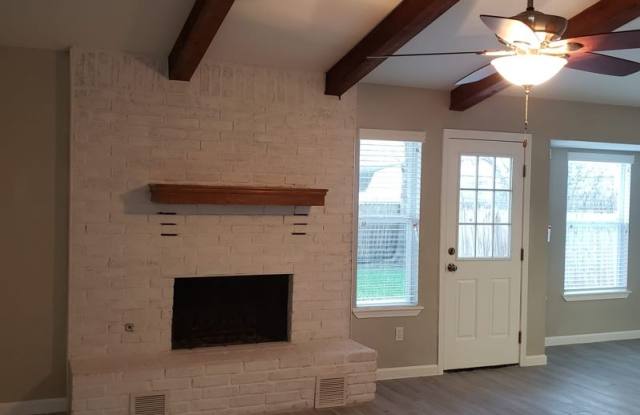 413 Meadowcreek Cir Gallery 3