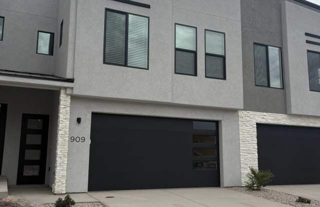 Brand New Townhome – Internet Included photos photos