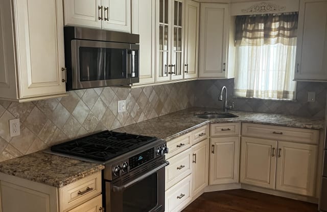 49 E Valley Stream Blvd - 49 East Valley Stream Boulevard, Valley Stream, NY 11580 49 E Valley Stream Blvd - 49 East Valley Stream Boulevard, Valley Stream, NY 11580