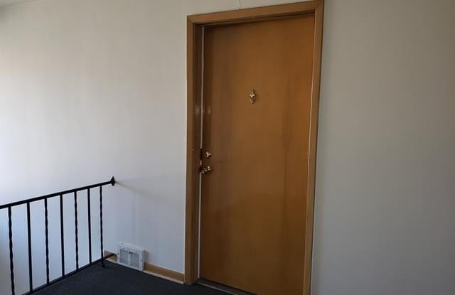 3107 LINWOOD Avenue Gallery 4