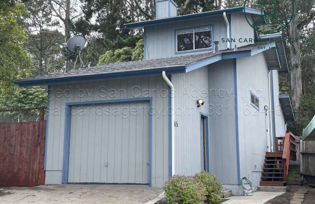 Refreshed Two Bedroom Monterey Home at End of Quiet Cul de Sac Gallery 1