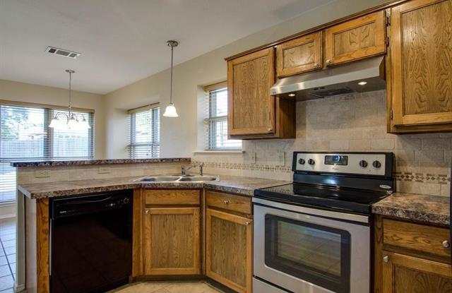 1804 Green Oak Drive Gallery 2