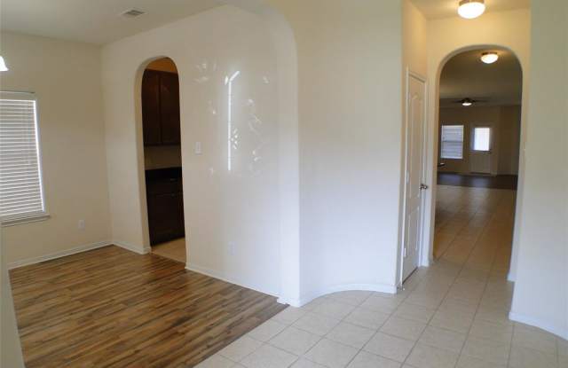 4611 Ferndale Meadows Drive Gallery 4