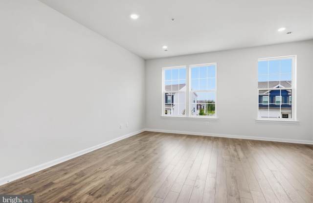 1074 MEADOWLARK Drive Gallery 4