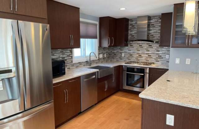 283 C St. photos photos