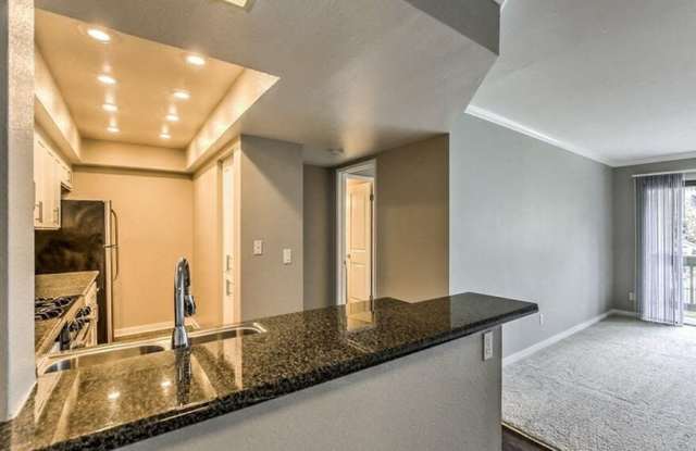 Flower Fields Condominiums Gallery 2
