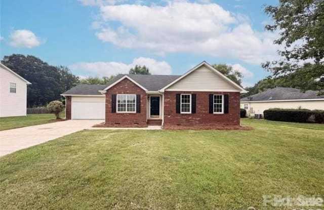 5001 Jacquelyne Drive Gallery 1