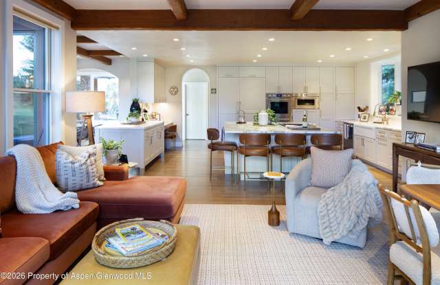 108 Diamond A Ranch Road Gallery 3