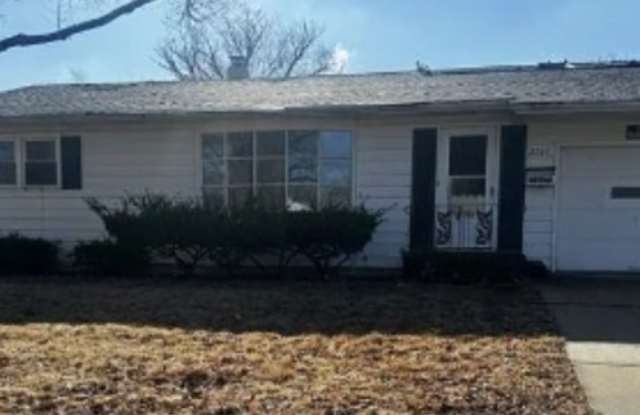 2737 Broadmoor Drive photos photos