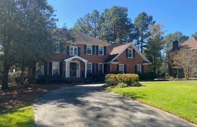 Gorgeous 5 Bedroom 3 Bathroom Brick Home in Woodside Plantation! Gallery 3