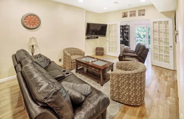 113 COLES ST photos photos