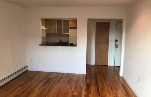 43-10 58 ST Gallery 2