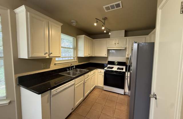 2107 Yaupon Trail Gallery 3