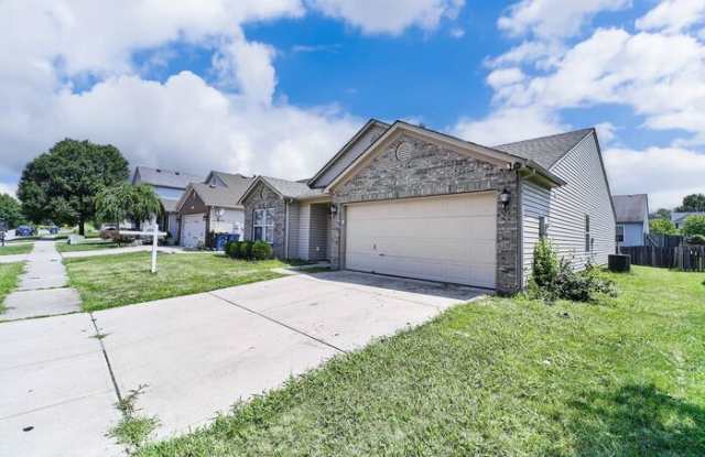 10275 Lothbury Circle Gallery 3