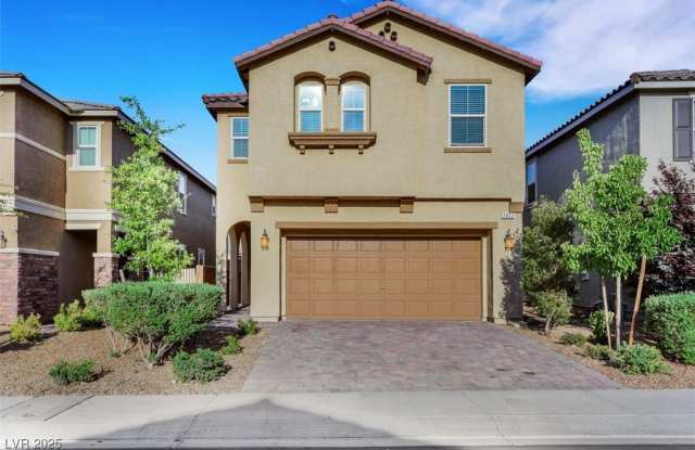 2812 FALLING MIST Street photos photos