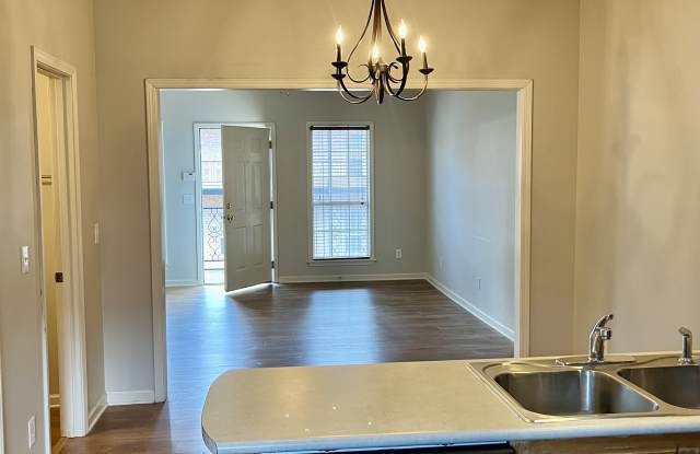 214 Lincoln Green photos photos