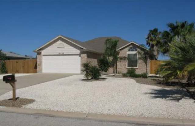 13930 Suntan Ave photos photos