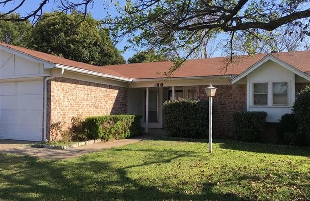 108 Lochness Lane - 108 Lochness Lane, Benbrook, TX 76126