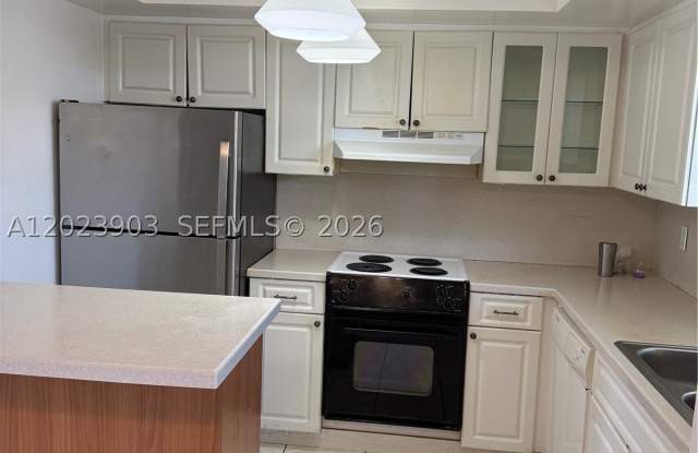 3525 Polk St Gallery 4