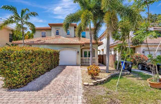 853 SW 11th Ct photos photos