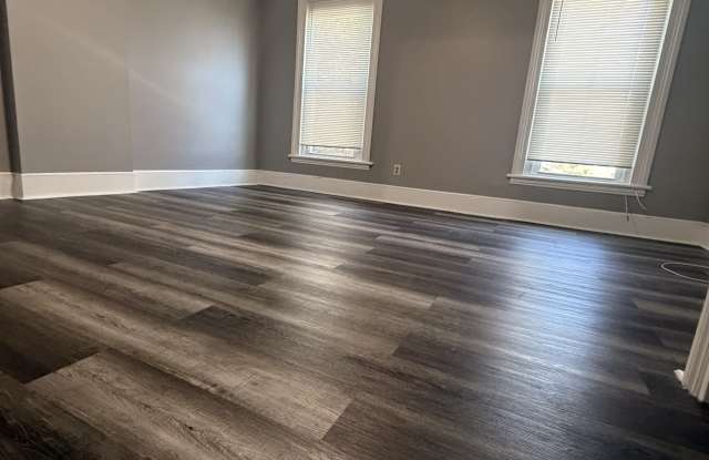 285 Hanover Street - 1 photos photos
