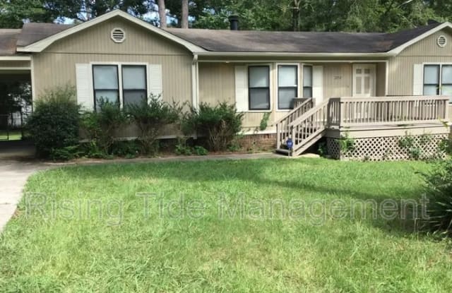 2757 Wood Dr NE photos photos
