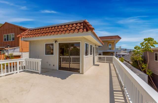 240 San Joaquin Street 1/2 Gallery 3