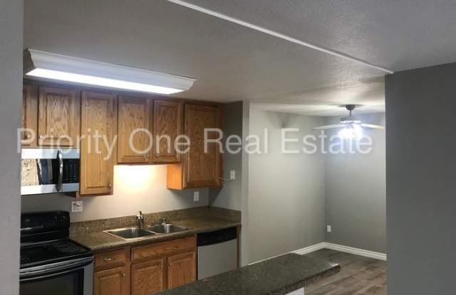 1757 Bayview Heights Drive Gallery 2