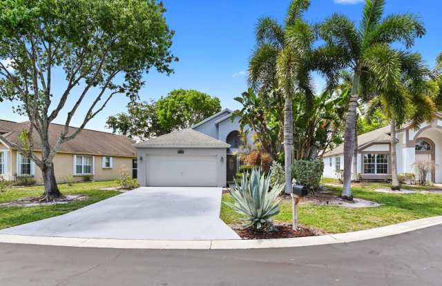 2241 Soundings Court photos photos