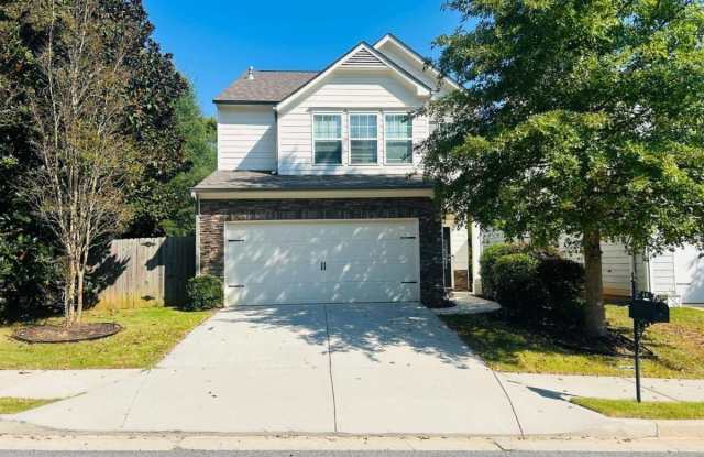 40 Newnan Lakes - 40 Newnan Lakes Drive, Newnan, GA 30263
