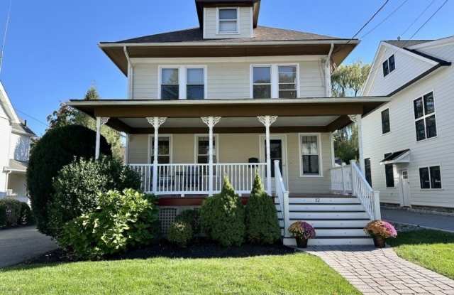 12 Maple Ave Gallery 2