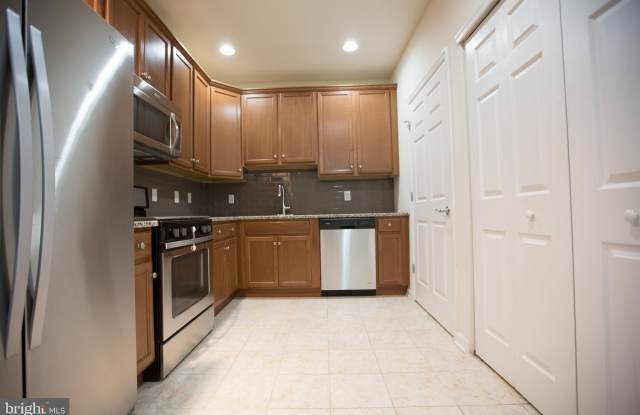 1145 HALIFAX PLACE photos photos