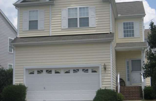 Lovely 3br/2.5ba in exc community, 2 car gar, exc deck, comm rec included!! Avail July 15, 2026! photos photos