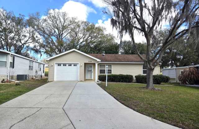 Golf Course Views in The Villages photos photos