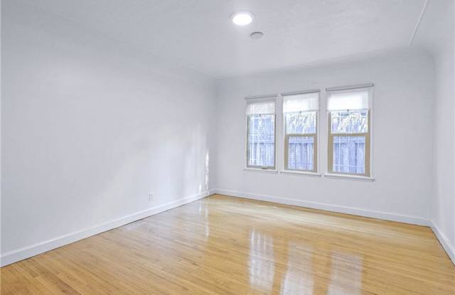 1119 South Crescent Heights Boulevard - 1119 South Crescent Heights Boulevard, Los Angeles, CA 90035 1119 South Crescent Heights Boulevard - 1119 South Crescent Heights Boulevard, Los Angeles, CA 90035