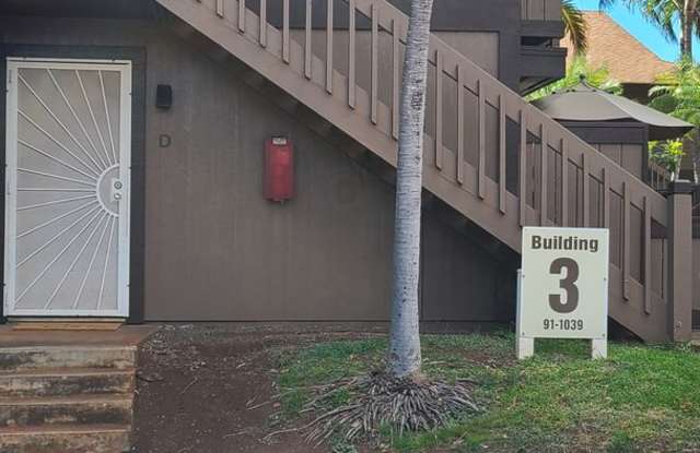 Beautiful Unfurnished 2bdrm / 1.5bath Palm Villas Unit with 2 Parking Stalls for $2,300/month - 91-1039 Puamaeole Street, Ewa Gentry, HI 96706