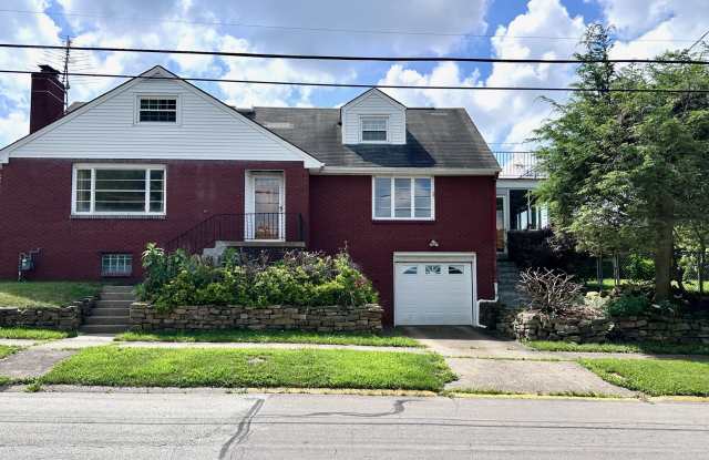 800 Welty Street - 800 Welty Street, Southwest Greensburg, PA 15601