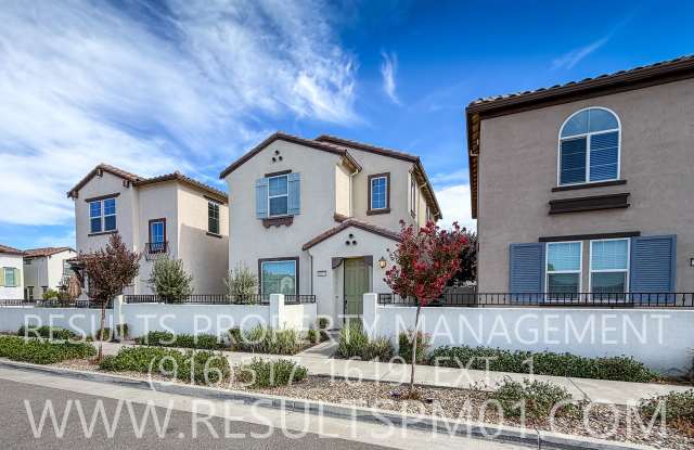Lovely 3 Bedroom West Roseville Home Gallery 4