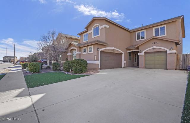 2237 LEAFY POINT Place Gallery 2
