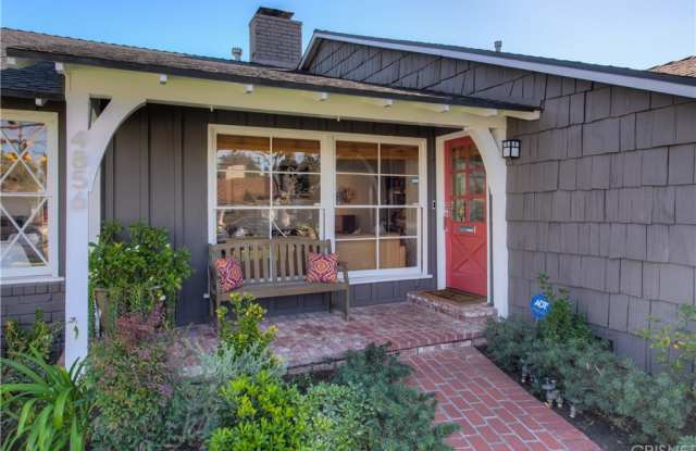 4856 Longridge Avenue Gallery 3