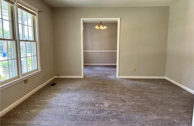 2052 Windlock Drive Gallery 4